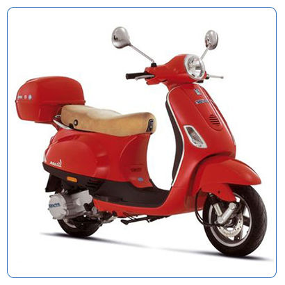 Vespa met Topcase