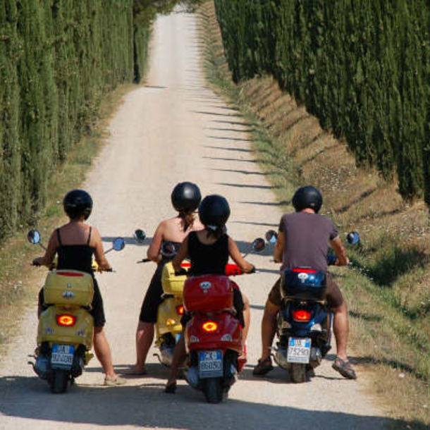 Vesparoute | Verhuur van Vespa's en fietsen