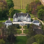 Wijnkasteel arragement Royal taste of wine Vesparoute